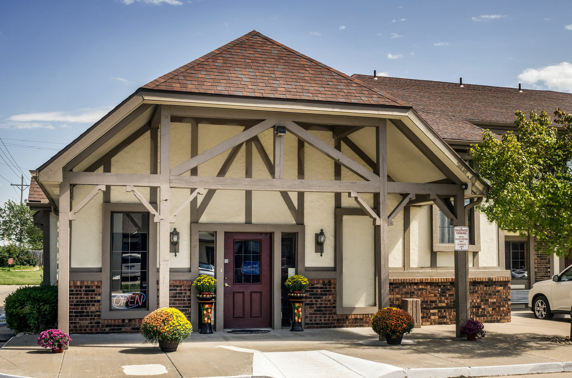 Econo Lodge University Lawrence Exterior photo